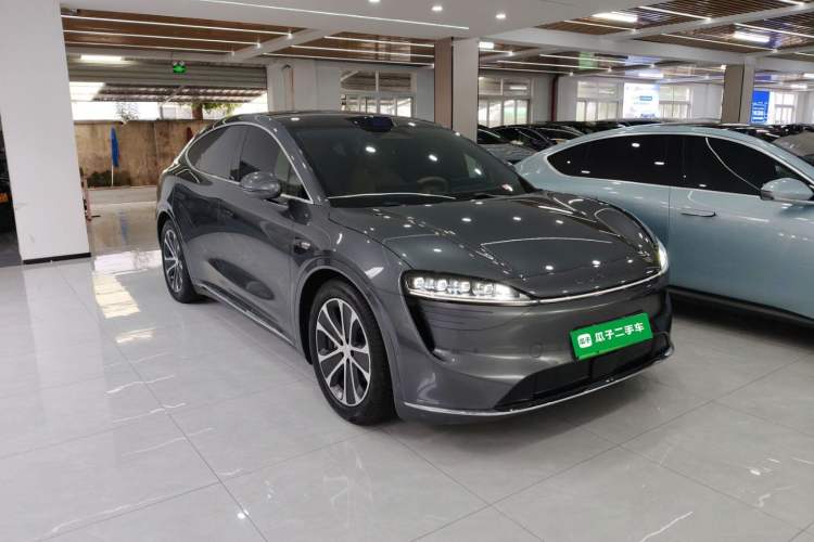 Used Hima Luxeed R7 2024 All-Electric 667 km Max
