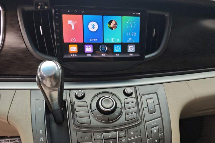 Used Buick GL8 2013 2.4L CT Luxury Business Comfort Edition
