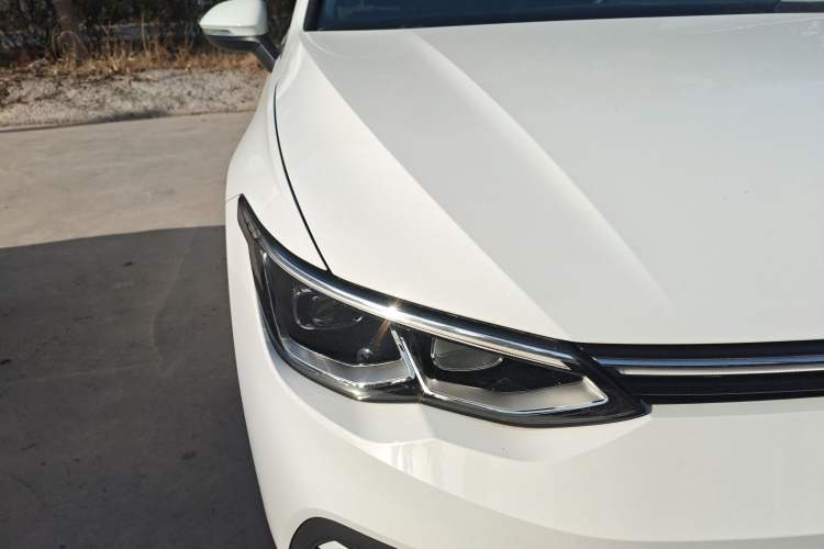 Used Volkswagen Golf 2023 Facelift 280TSI DSG Pro
