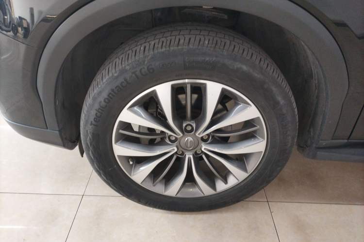 Used GAC Trumpchi GS8 2017 320T Two-Wheel Drive Luxury Smart Connectivity Version (7 Seats)
