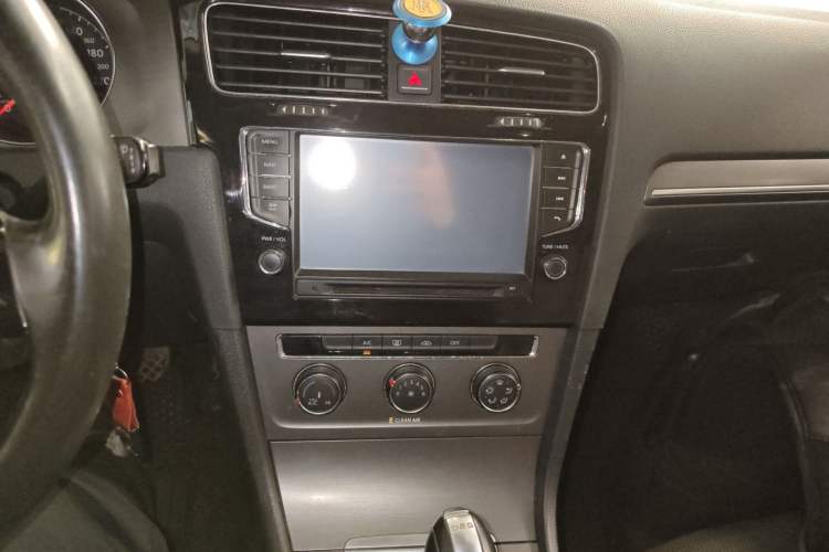 Used Volkswagen Golf 2016 230TSI Automatic Comfort Version