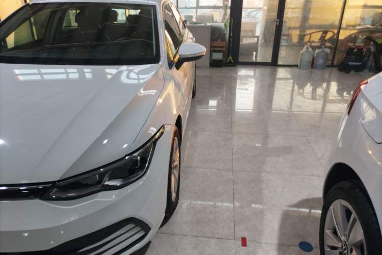 Used Volkswagen Golf 2023 200TSI DSG