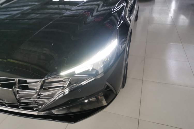 Used Hyundai Elantra 2021 240TGDi DCT LUX Prestige Edition