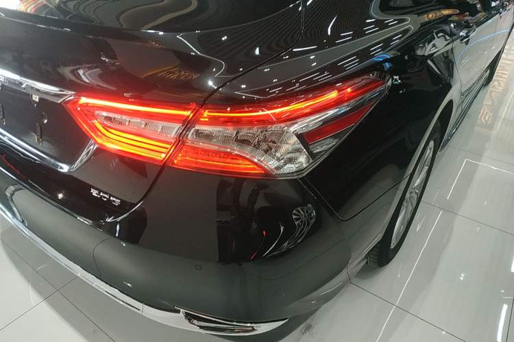 Used Toyota Camry 2023 2.0G Luxury Edition