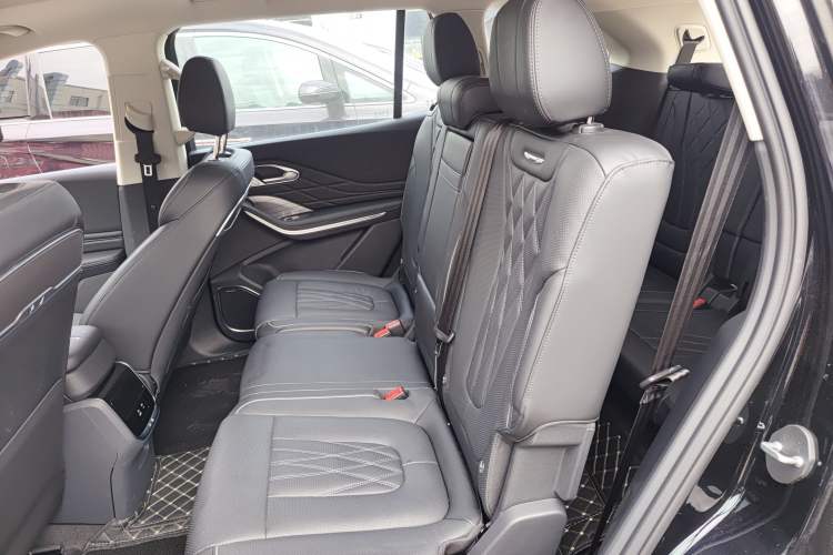 Used Hongqi HS7 PHEV 2024 2.0T PHEV Four-Wheel Drive Flagship Edition 7 Seats