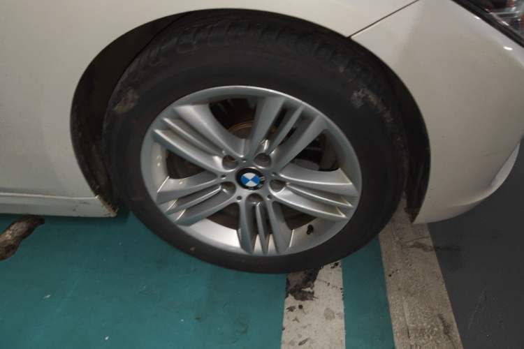 TDK.VehicleDetails.img