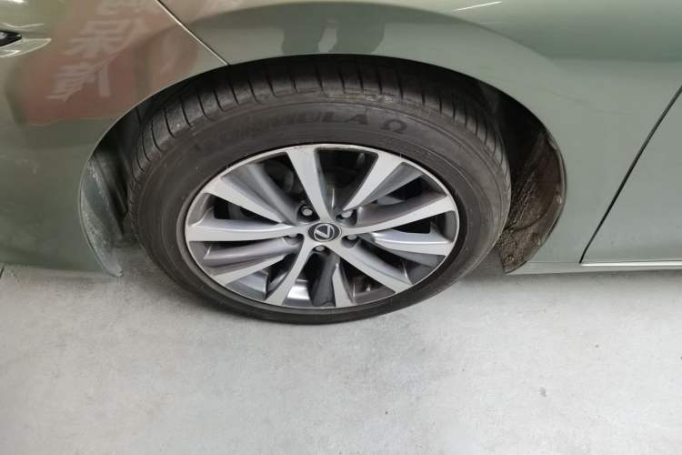 TDK.VehicleDetails.img