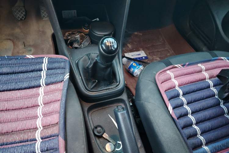 Used Volkswagen Polo 2014 1.4L Manual Fashion Edition
