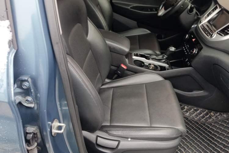 Used Hyundai Tucson 2015 1.6T Dual-Clutch Two-Wheel-Drive Smart Model