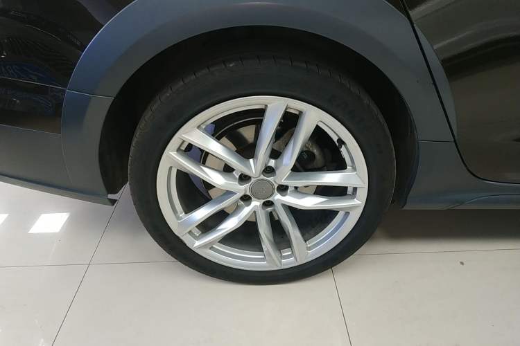 Used Audi A6 2018 3.0T allroad quattro