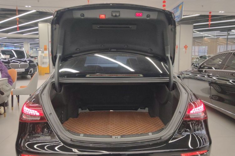 Used Mercedes-Benz E-Class 2022 Second Facelift E 300 L Luxury Edition
