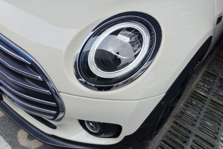 Used  Clubman 2019 1.5T COOPER Connoisseur

