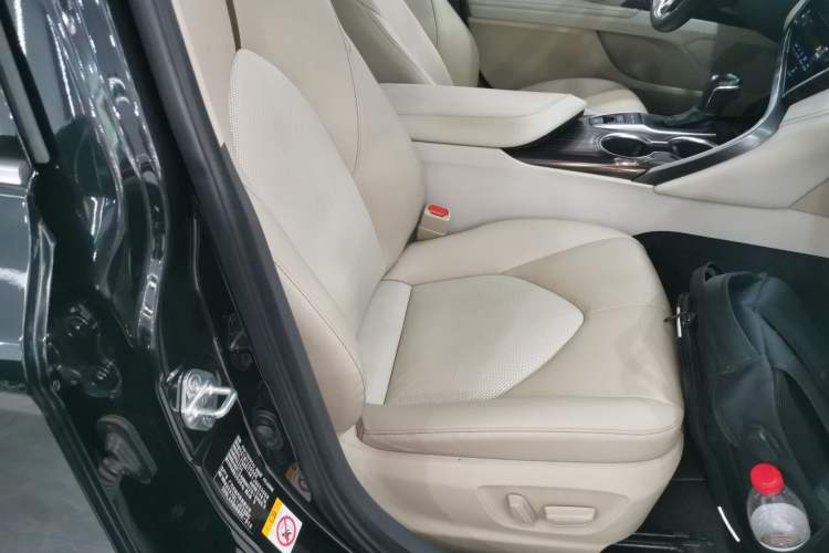 Used Toyota Camry 2018 2.5G Luxury Edition