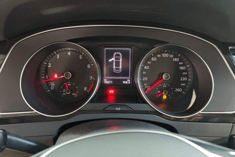 Used Volkswagen Magotan 2019 330TSI DSG Leading Edition China V Standard
