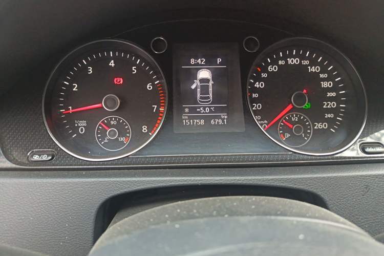 Used Volkswagen Magotan 2015 1.8TSI Luxury Model
