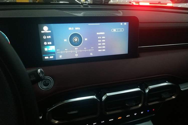 Used JETOUR X70 PLUS 2022 1.5T DCT Luxury Edition 5 Seats
