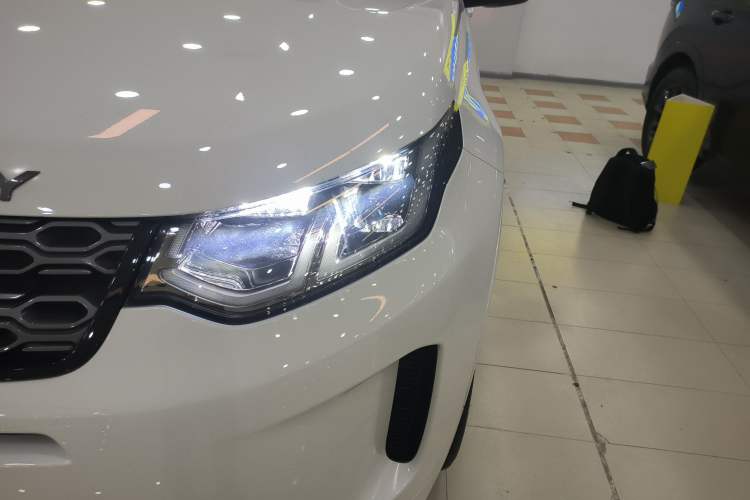 Used Land Rover Discovery Sport 2021 249 PS R-Dynamic S Performance Edition
