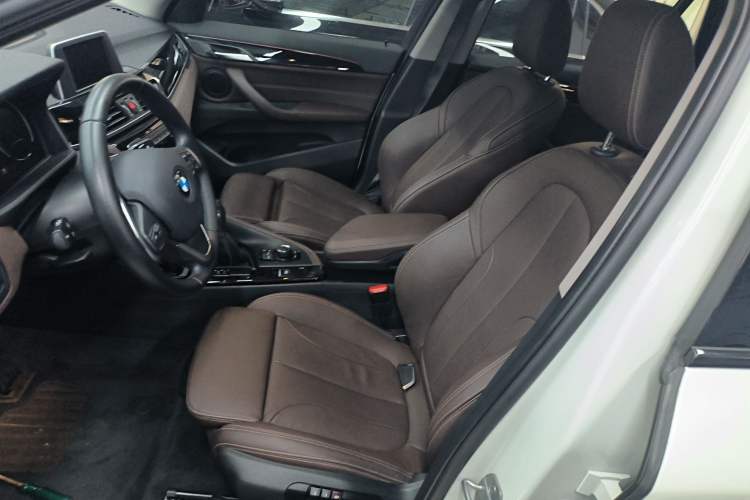Used BMW X1 2018 sDrive18Li Luxury Model