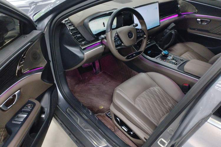 Used BYD Han 2023 DM-i Champion Edition 121KM Prestige Model