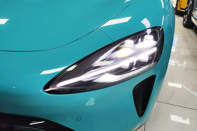 Used  SU7 2024 Rear-Drive Ultra-Long Range Advanced Pro-Level Intelligent Driving Version
