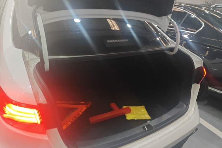 Used Toyota Levin 2022 Dual-Motor 1.8H E-CVT Sport Edition
