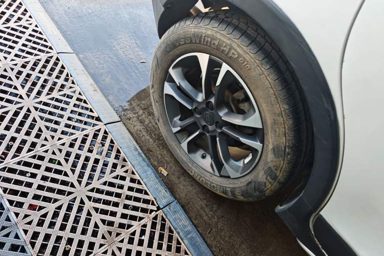 Used Geely Auto Vision X3 2019 Upgraded Model 1.5L CVT Elite Version
