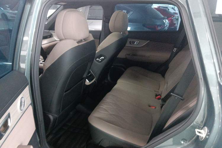 Used Chery Fengyun T8 2025 1.5T 130km Deluxe Version 5 Seats