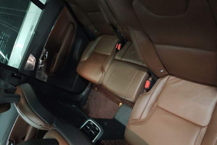 Used Volvo XC90 New Energy 2022 E-Drive Hybrid T8 Luxury Flagship 7-Seater
