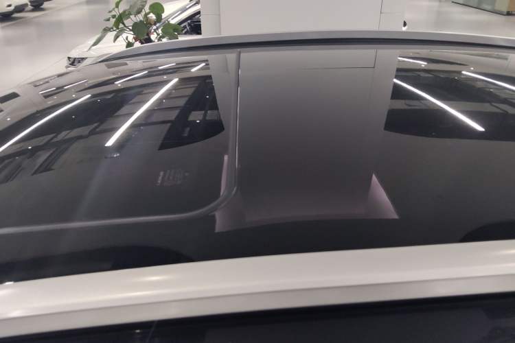 Used Lexus RX 2023 350h Two-Wheel Drive Enjoyment Version
