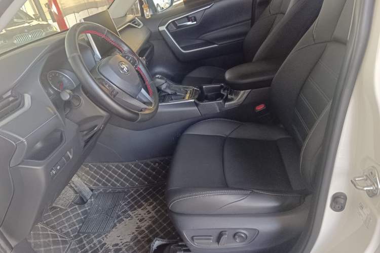 Used Toyota Wildlander 2020 2.0L CVT Two-Wheel Drive Luxury Edition