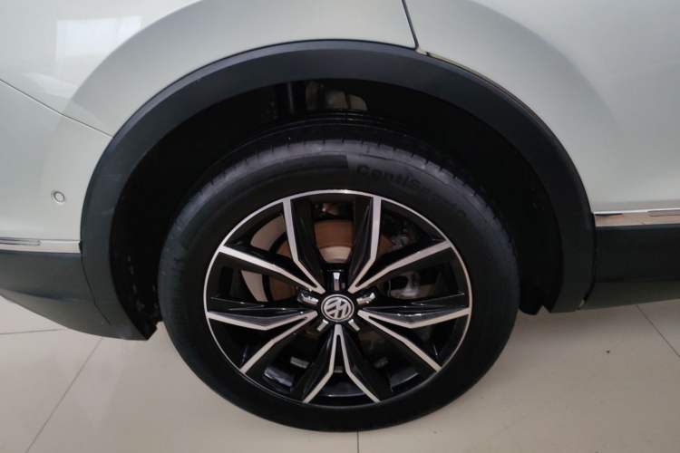 Used Volkswagen Tiguan L 2019 380TSI Automatic All-Wheel Drive Luxury Edition China VI Standard