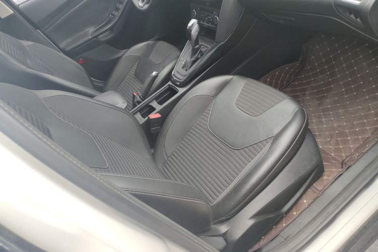 Used Ford Focus 2015 Sedan 1.6L Automatic Trend Model