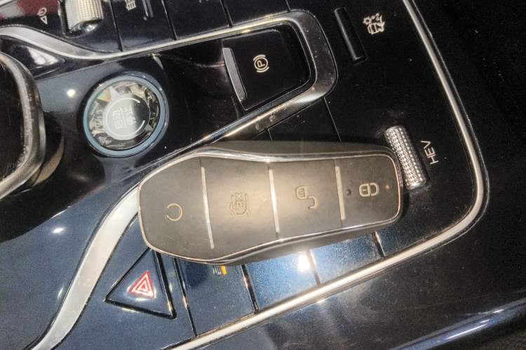 Used BYD Qin PLUS 2021 DM-i 120KM Prestige Model
