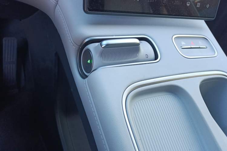 Used Nio ES6 2023 75 kWh
