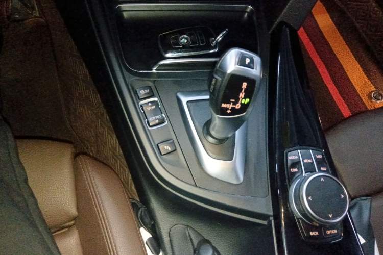 Used BMW 3 Series 2019 320Li Fashion Model
