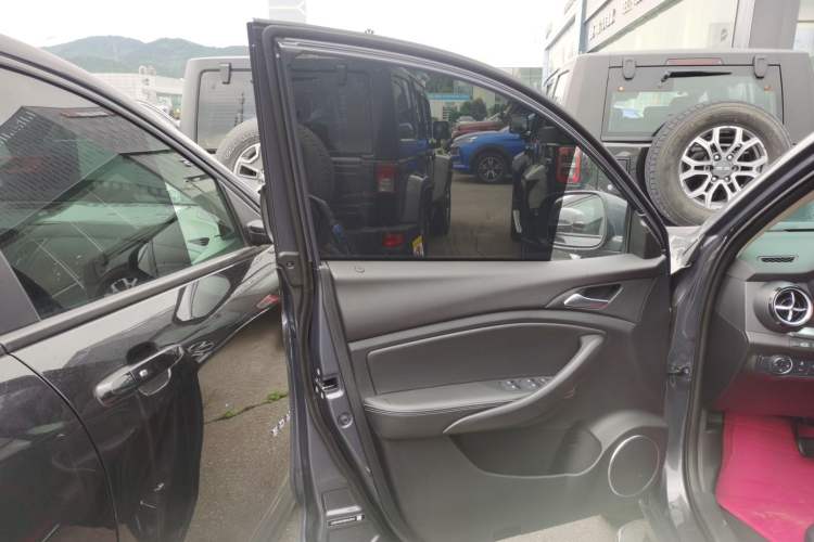 Used BYD Song 2021 Classic Edition 1.5T Automatic Elite Model
