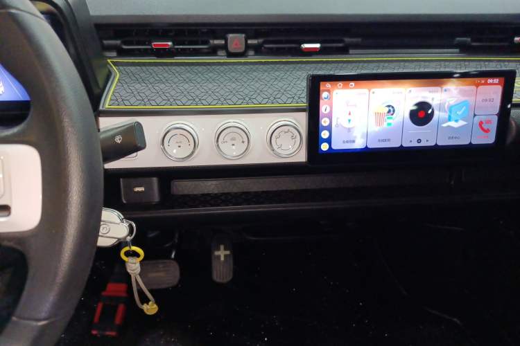 Used Wuling Hongguang MINIEV 2022 GAMEBOY 300km Enthusiast Model with Lithium Iron Phosphate