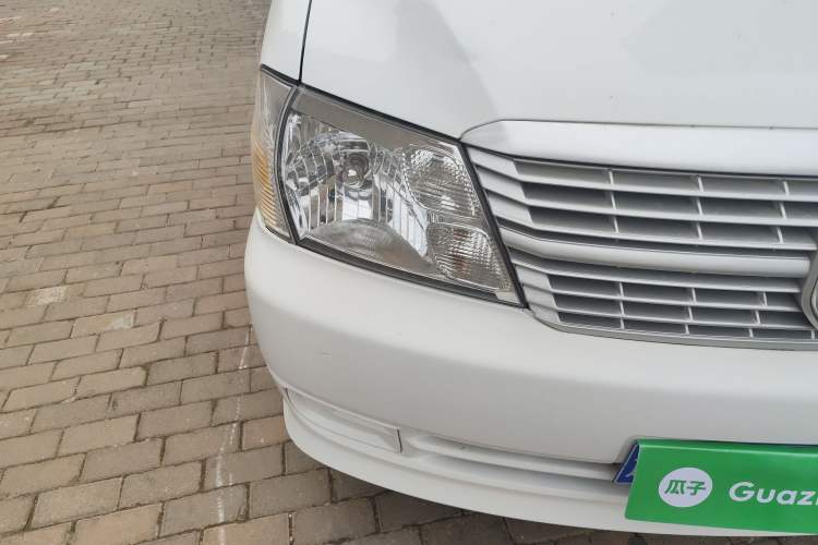 Used Jinbei Express 2018 2.0L Standard Version V19
