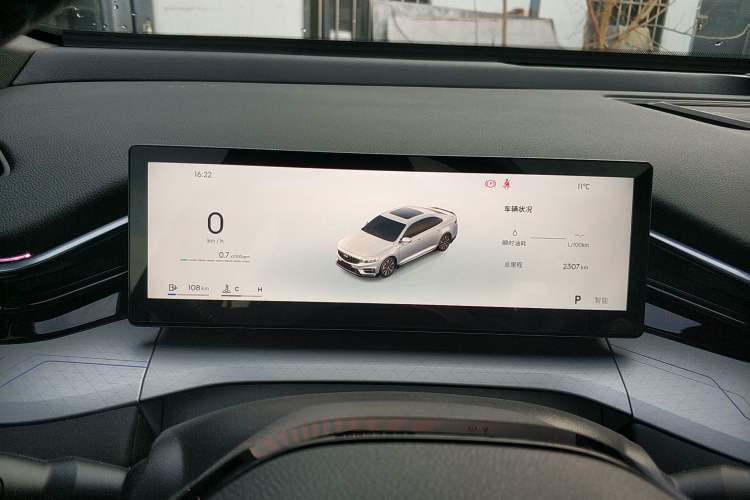 Used Geely Auto Preface 2025 Dongfang Yao 1.5TD Kunlun Edition
