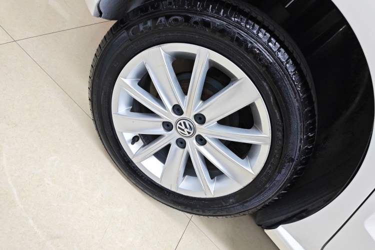 Used Volkswagen Polo 2014 1.6L Automatic Comfort Edition