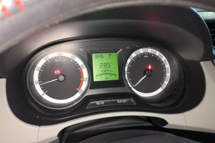 Used Skoda Fabia 2017 1.4L Automatic Car Enjoy Edition
