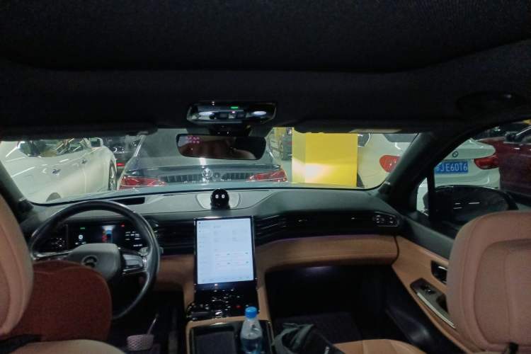 Used Nio ES8 2020 415 km Range 6-Seater Version
