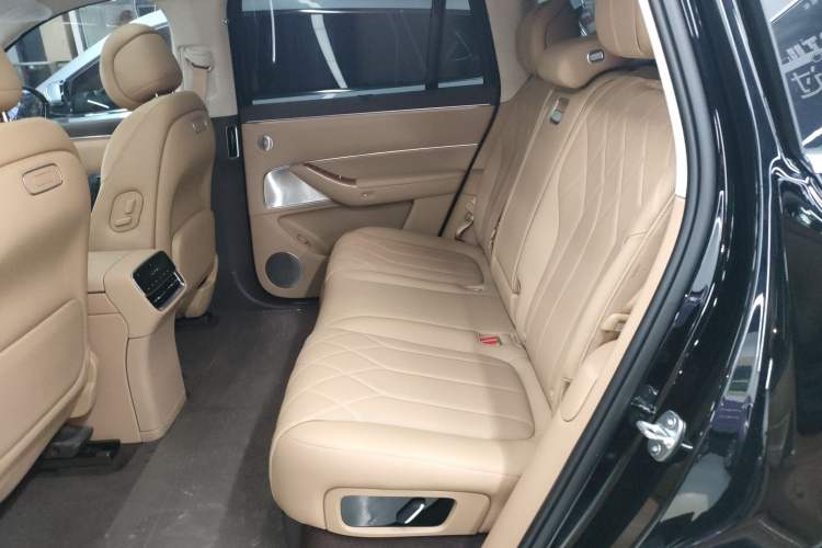 Used Hima AITO M8 2025 Extended-Range Max+ Version 53.4 kWh 5-Seater Edition