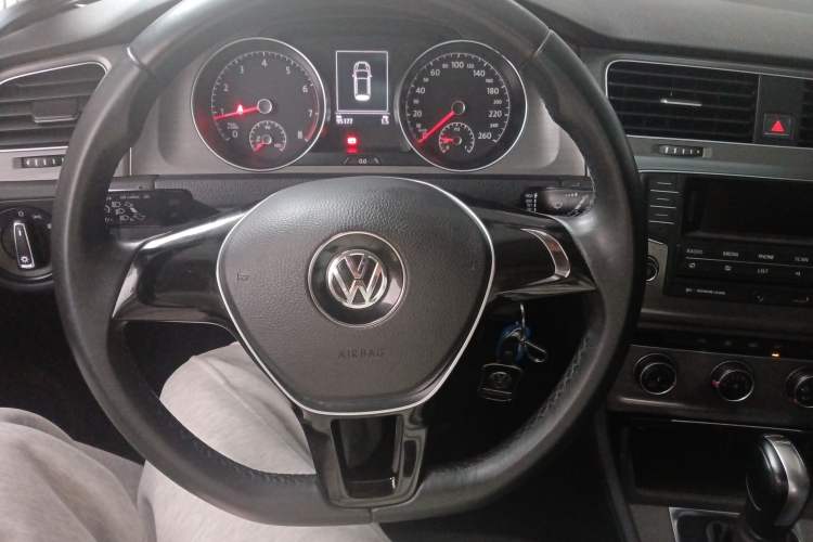 Used Volkswagen Golf 2014 1.4TSI Automatic Comfort Model