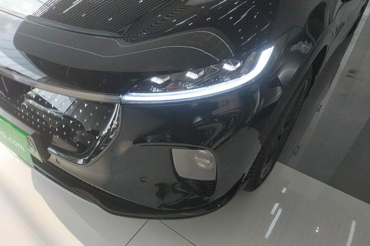 Used VOYAH COURAGE 2024 Four-Wheel Drive Global Edition