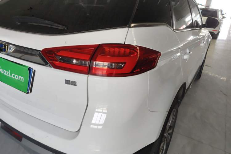 Used Geely Auto Emgrand X7 Sport 2016 1.8TD Automatic ZhiZun Version