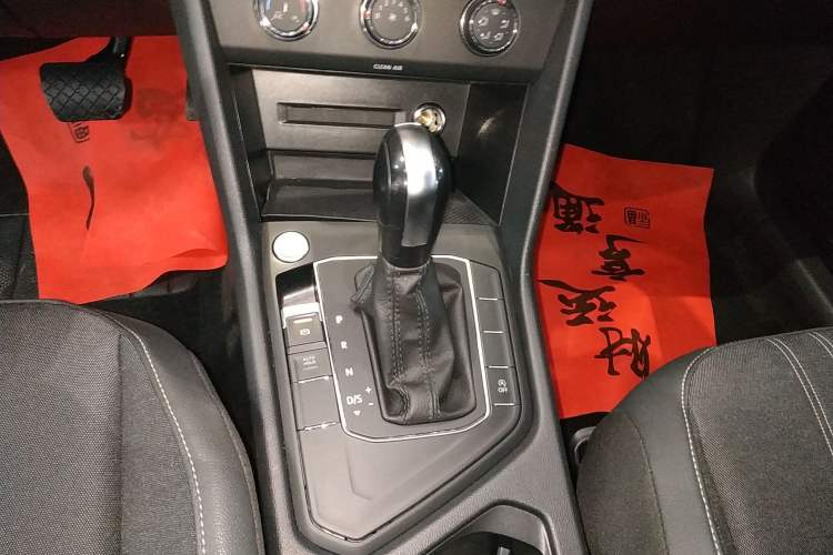 Used Volkswagen Tiguan L 2023 330TSI Automatic Two-Wheel Drive Comfort Edition
