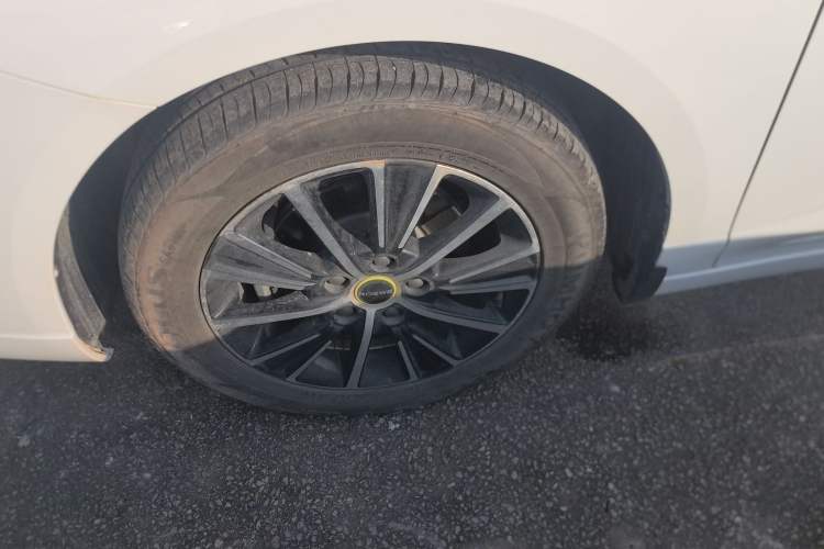 Used Roewe i5 2021 1.5L CVT Platinum Edition