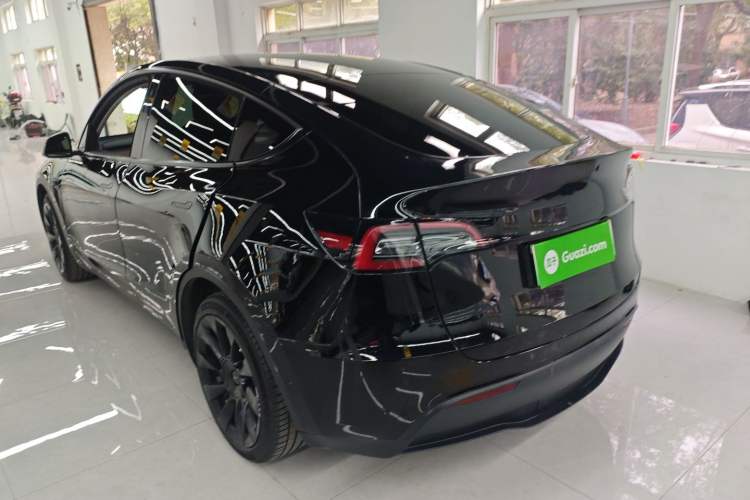Used Tesla Model Y 2021 Long-Range All-Wheel-Drive Version 3D7