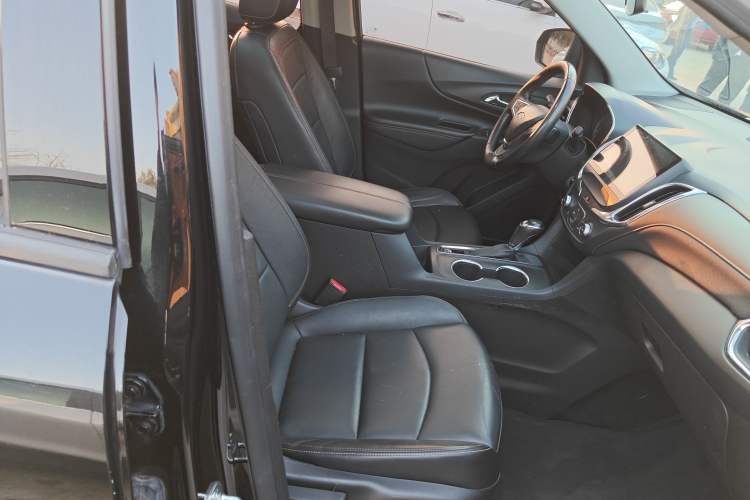 Used Chevrolet Equinox 2019 535T Automatic Chijie Edition China VI
